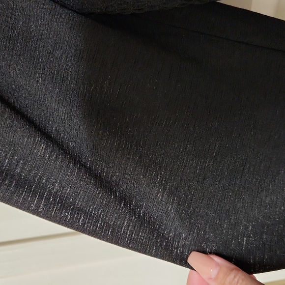 Off the shoulder top. Long slight sheer sleeves. Never worn - Picture 8 of 8